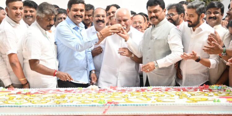 82 ನೇ ವಸಂತಕ್ಕೆ ಕಾಲಿಟ್ಟಿರುವ ಮಾಜಿ ಮುಖ್ಯಮಂತ್ರಿ!