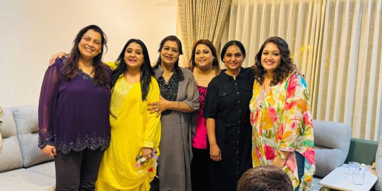 ಸ್ಯಾಂಡಲ್ ವುಡ್ ಎವರ್ ಗ್ರೀನ್ ನಟಿಯರ ಸಮಾಗಮ