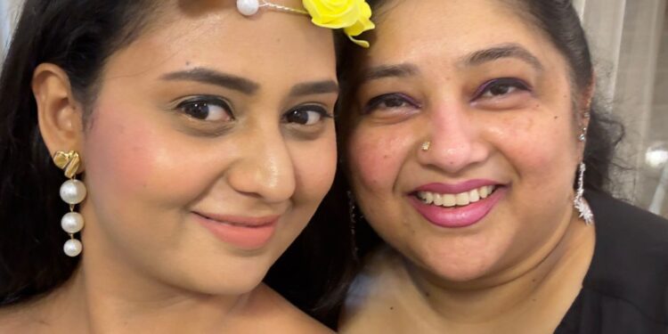 ಸೆಲ್ಫಿ ಕ್ಲಿಕ್‌ಸಿದ ಅಮೂಲ್ಯ