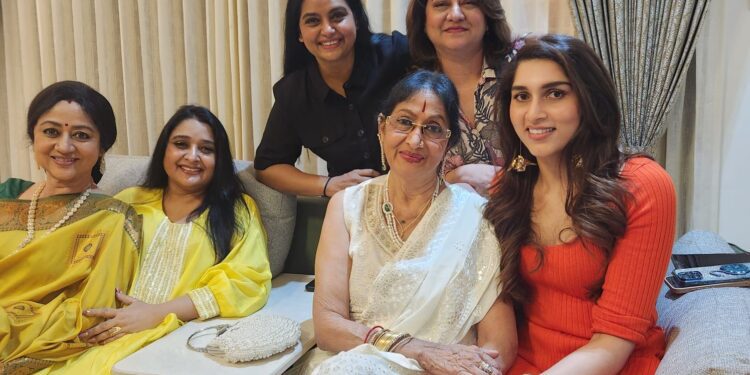 "ಎವರ್ ಗ್ರೀನ್ ನಟಿಯರ ಸಮಾಗಮ"