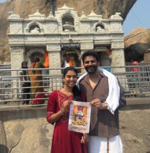 ಶ್ರೀ ಜೇನುಕಲ್ಲು ಸಿದ್ದೇಶ್ವರ ಸ್ವಾಮಿಯ ಸನ್ನಿಧಿಯಲ್ಲಿ “ವಿದ್ಯಾಪತಿ” from april 10th in your nearest theaters. (1)
