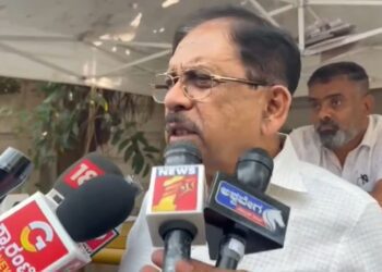 Siddu stalin kcr (33)