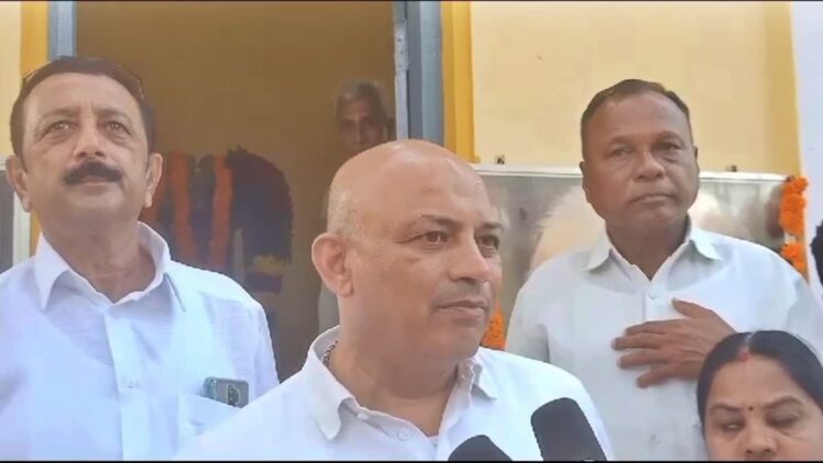 Siddu stalin kcr (38)