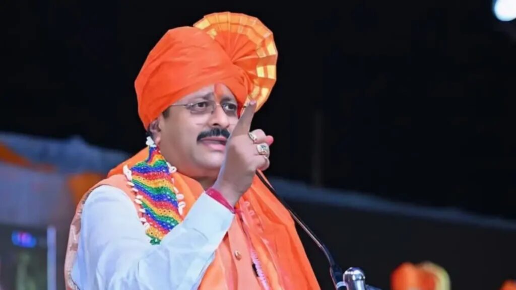 Siddu stalin kcr (50)