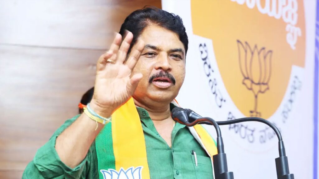 Siddu stalin kcr (69)