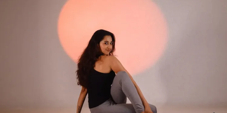 ಕನ್ನಡ ಮತ್ತು ದಕ್ಷಿಣ ಭಾರತದ ಚಿತ್ರರಂಗದಲ್ಲಿ ತಮ್ಮ ನಟನೆಯಿಂದ ಗುರುತಿಸಿಕೊಂಡಿರುವ ರಾಧಿಕಾ ನಾರಾಯಣ್