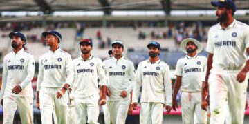 Kalaburagi man attempts suicide in public (10)