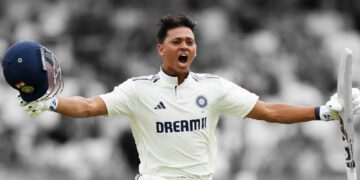 ಸ್ಥಳದಲ್ಲೇ ಜೀವ ಚೆಲ್ಲಿದ ಬೈಕ್ ಸವಾರ (3)