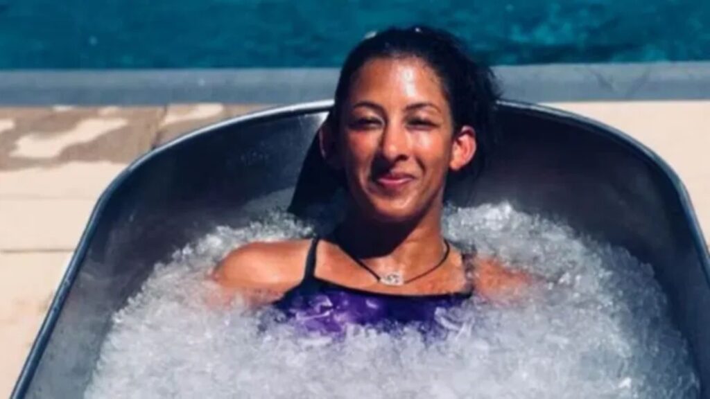 Your paragraph text (10)