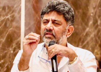 Your paragraph text (3)