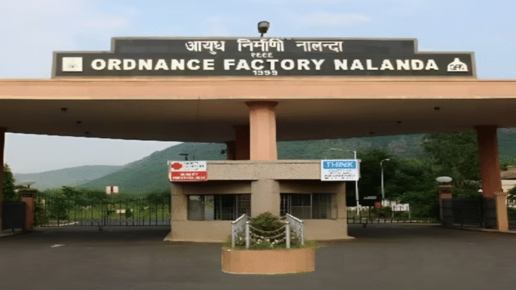 Untitled design 2025 12 08T193740.328