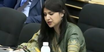 ಅಂತಾರಾಷ್ಟ್ರೀಯ ಸಭೆಯಲ್ಲಿ ಕಾಶ್ಮೀರ ಬಜೆಟ್ IMF ಸಾಲ ವಿಚಾರ ಕೆದಗಿದ ಪಾಕಿಸ್ತಾನಕ್ಕೆ ಭಾರತ ತರಾಟೆ