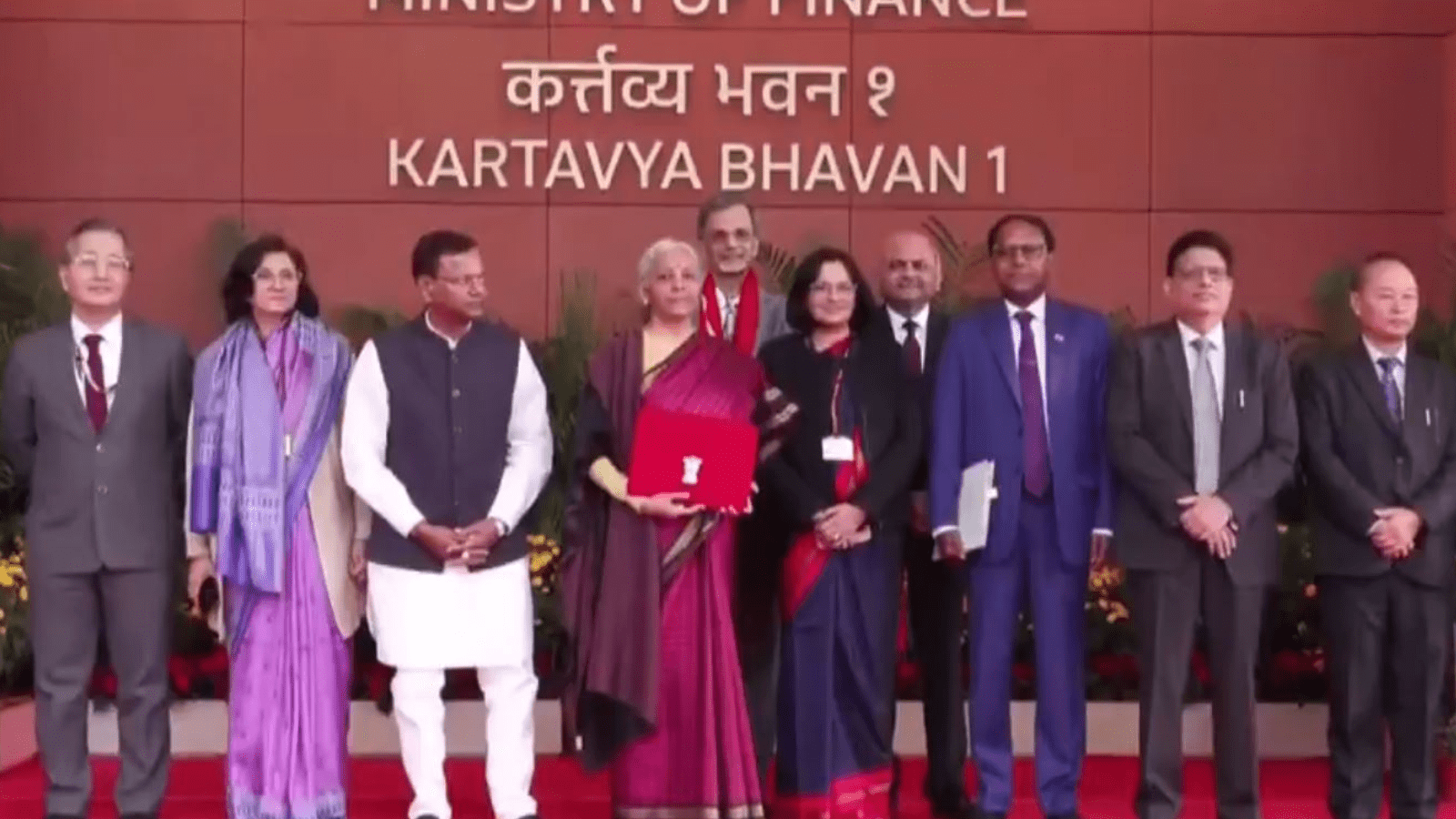 Union Budget 2026 LIVE: ಬಜೆಟ್‌ ಮಂಡನೆಗೆ ಕ್ಷಣಗಣನೆ