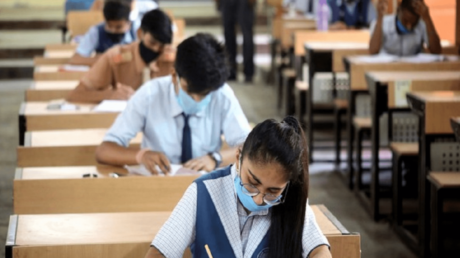 ರಾಜ್ಯಾದ್ಯಂತ ಇಂದಿನಿಂದ ದ್ವಿತೀಯ ಪಿಯುಸಿ ಪರೀಕ್ಷೆ: ಬಿಗಿ ಪೊಲೀಸ್ ಬಂದೋಬಸ್ತ್