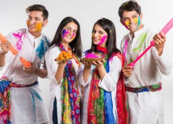 ಹೋಳಿ ಬಿಳಿ ಬಟ್ಟೆ ಏಕೆ ಧರಿಸುತ್ತಾರೆ