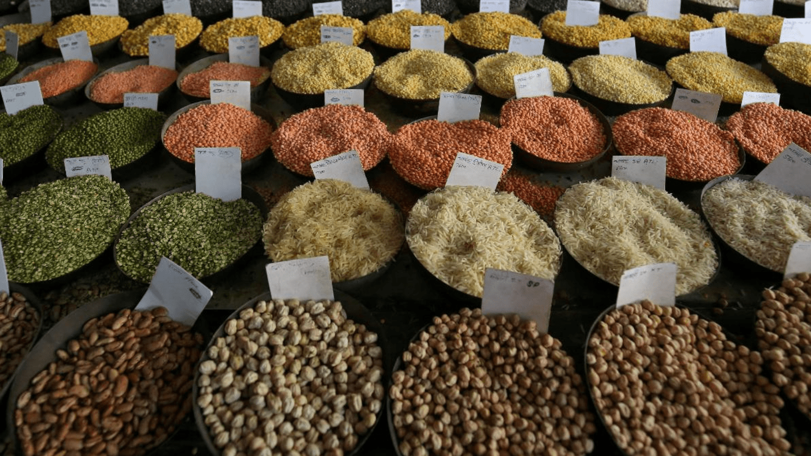 ಜನಸಾಮಾನ್ಯರಿಗೆ ಡಬಲ್ ಶಾಕ್: ಅಡುಗೆ ಎಣ್ಣೆ, ಬೇಳೆ ಕಾಳು ಸೇರಿ ಅಗತ್ಯ ವಸ್ತು ಬೆಲೆ ಡಿಢೀರ್ ಏರಿಕೆ