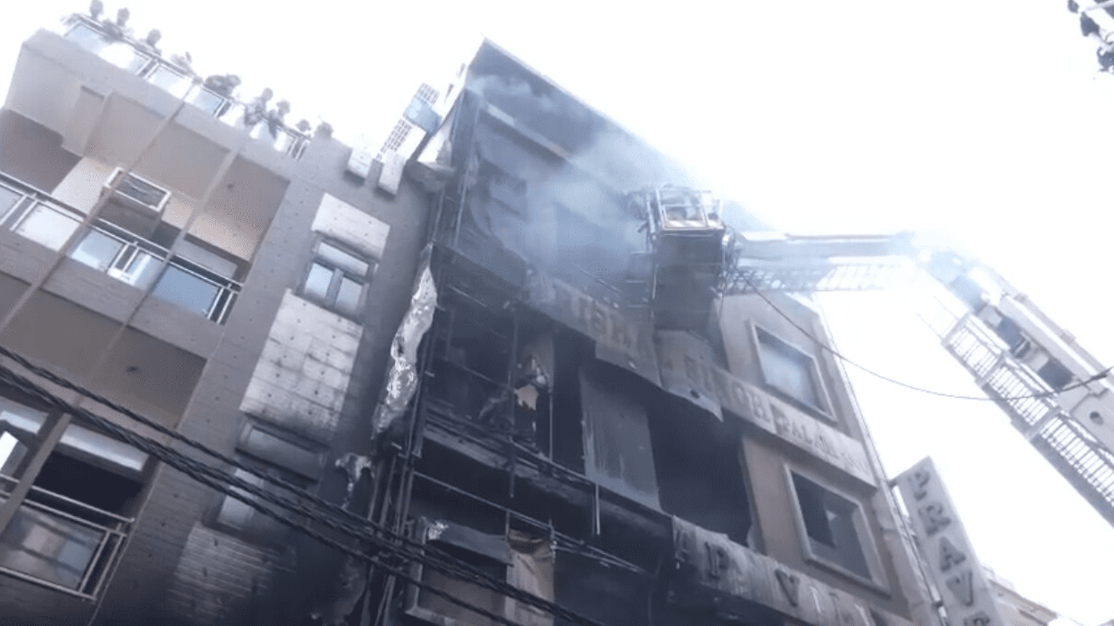 ದೆಹಲಿಯಲ್ಲಿ ಭೀಕರ ಅಗ್ನಿ ದುರಂತ: ಮೂವರು ಮಕ್ಕಳೂ ಸೇರಿ 6 ಮಂದಿ ಸಾ*ವು