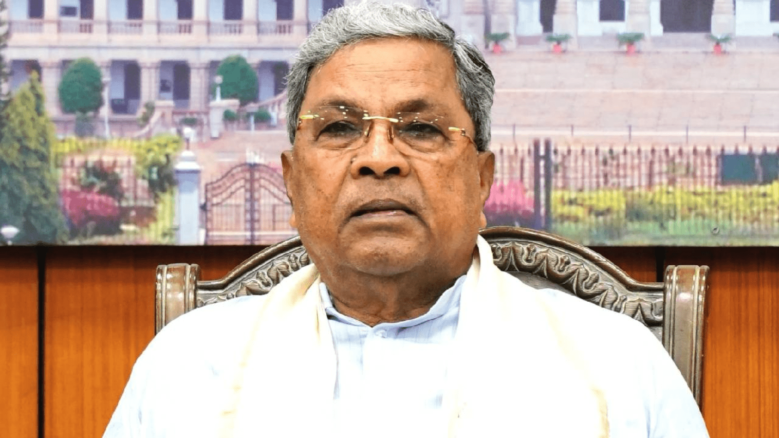 ರಾಜ್ಯದಲ್ಲಿ ಎಲ್‌ಪಿಜಿ ಎಮರ್ಜೆನ್ಸಿ: 50 ಸಾವಿರ ಸಿಲಿಂಡರ್ ನೀಡುವಂತೆ ಕೇಂದ್ರಕ್ಕೆ ಪತ್ರ ಬರೆದ ಸಿದ್ದರಾಮಯ್ಯ