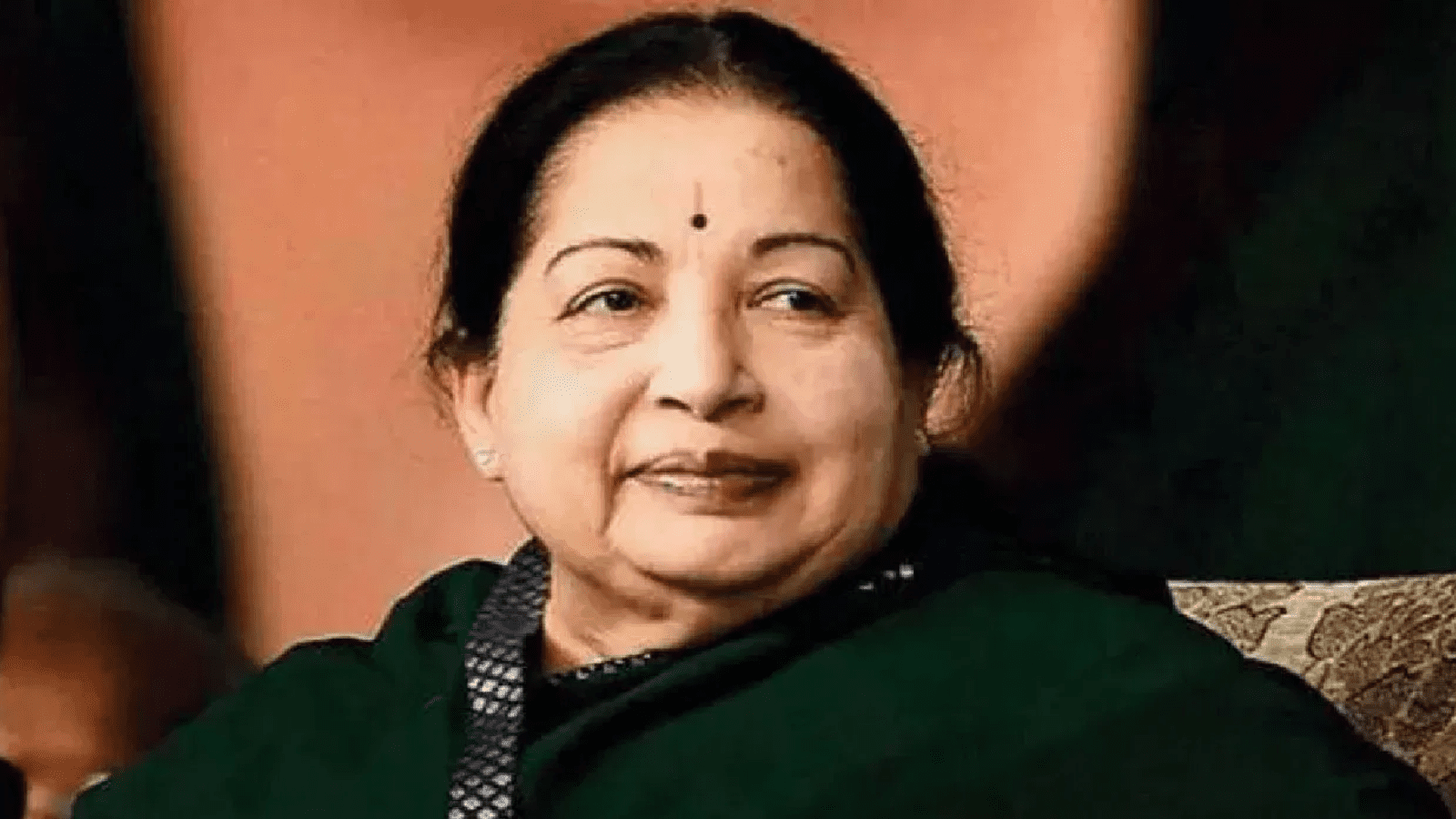 1.5 ಕೋಟಿ ರೂ. ಆಸ್ತಿ ತೆರಿಗೆ ಬಾಕಿ: ಜಯಲಲಿತಾ ಐಷಾರಾಮಿ ಬಂಗಲೆ ಸೀಲ್‌