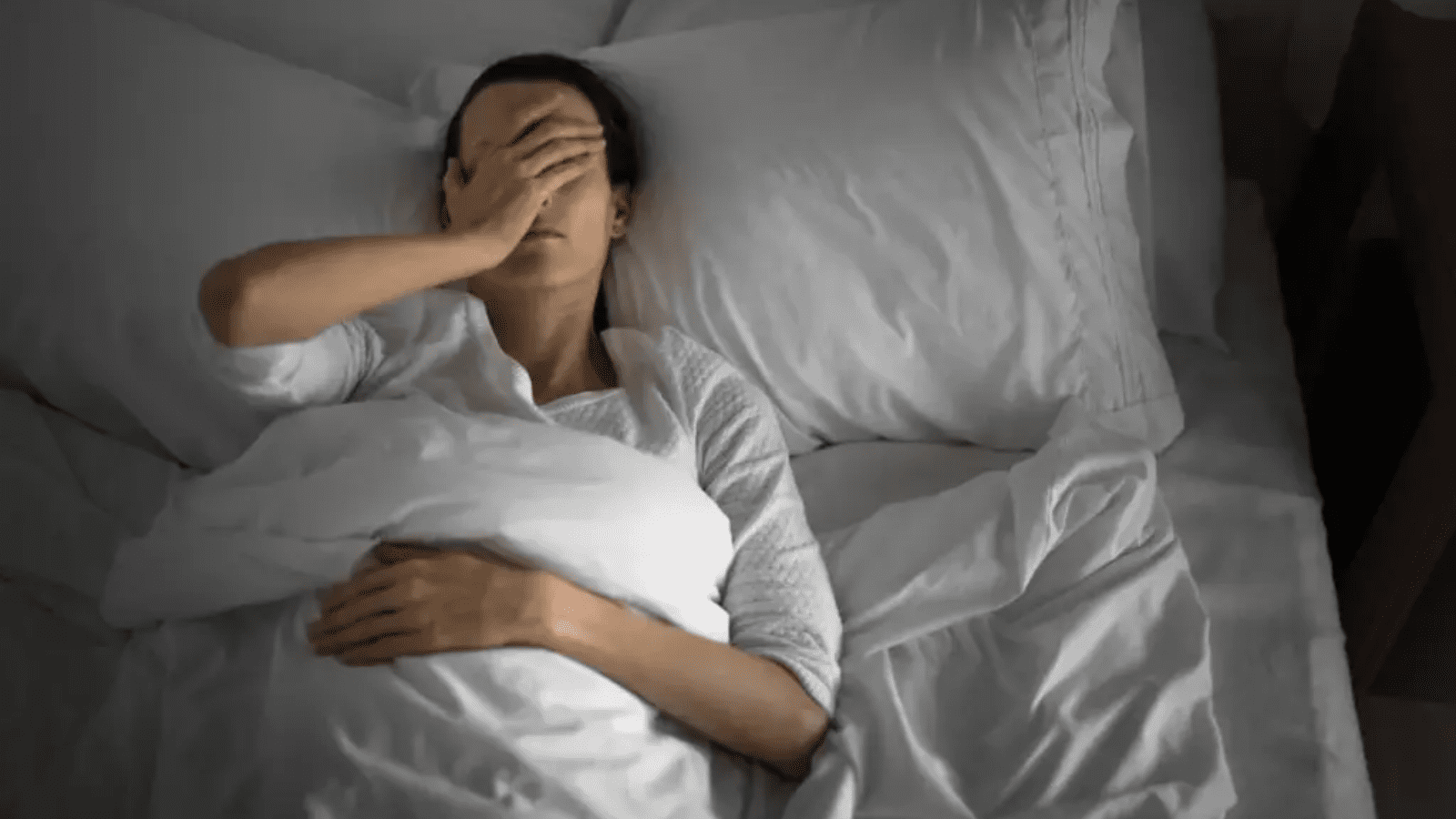 ಒತ್ತಡದಿಂದ ನಿದ್ದೆ ಬರುತ್ತಿಲ್ಲವೇ ? ಬೇಗ ಮಲಗಲು ಇಲ್ಲಿವೆ ನೋಡಿ ಬೆಸ್ಟ್ ಐಡಿಯಾಗಳು