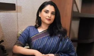 993667 divya spandana