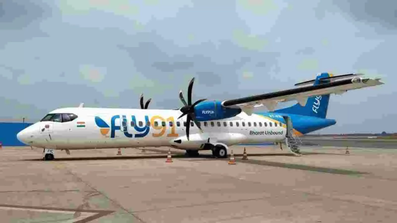 ತಪ್ಪಿದ ಭಾರಿ ದುರಂತ: ಹುಬ್ಬಳ್ಳಿ ತಲುಪಬೇಕಿದ್ದ Fly91 ವಿಮಾನ 4 ಗಂಟೆ ಆಕಾಶದಲ್ಲಿ ಸುತ್ತಿ ಬೆಂಗಳೂರಲ್ಲಿ ತುರ್ತು ಲ್ಯಾಂಡಿಂಗ್