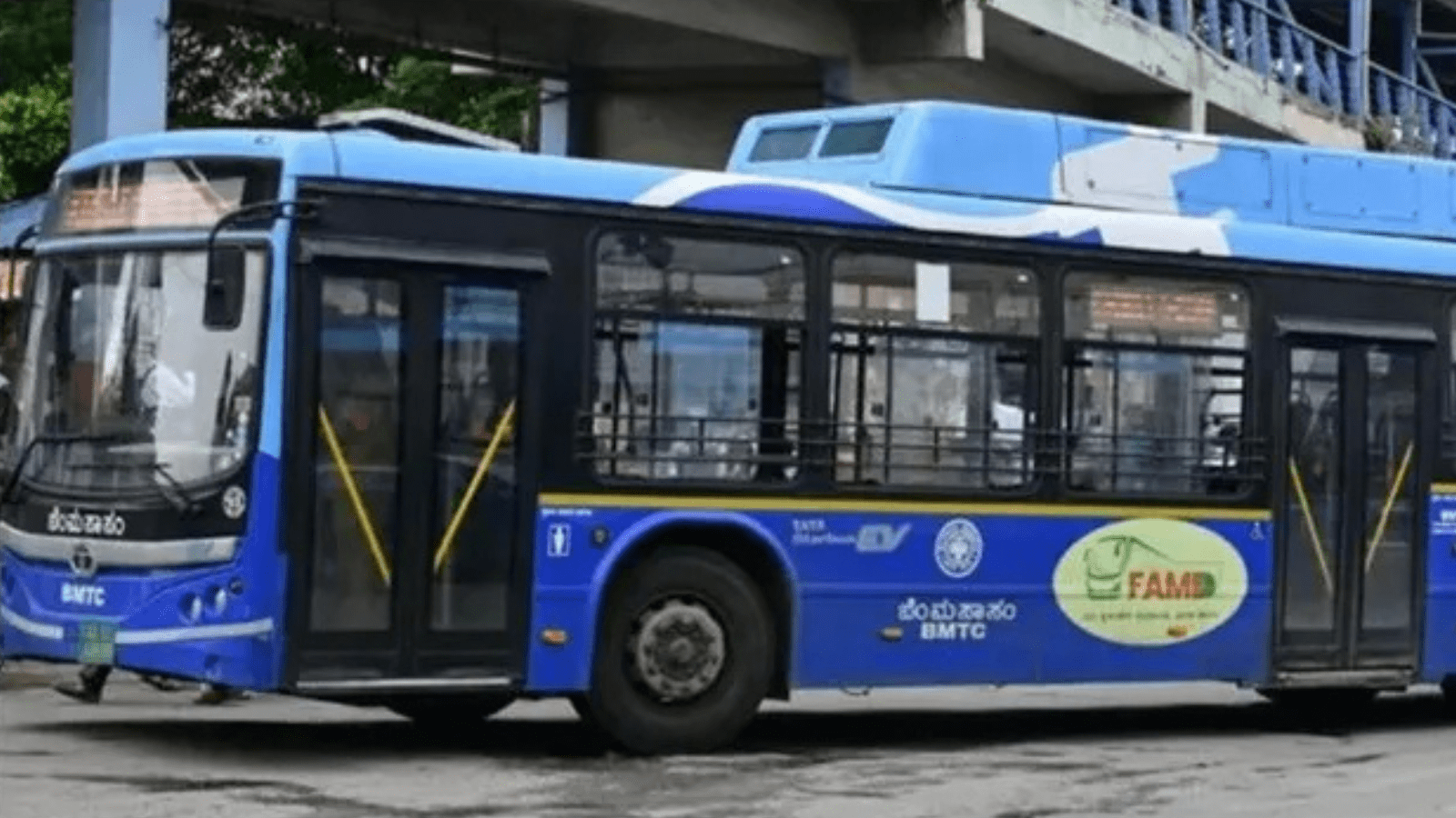 ಮಹಿಳೆಯರ ಉಚಿತ ಟಿಕೆಟ್ ಪುರುಷರಿಗೆ ನೀಡಿ ಹಣ ಪೀಕಿದ ನಾಲ್ವರು ಕಂಡಕ್ಟರ್‌‌ ಅಮಾನತು