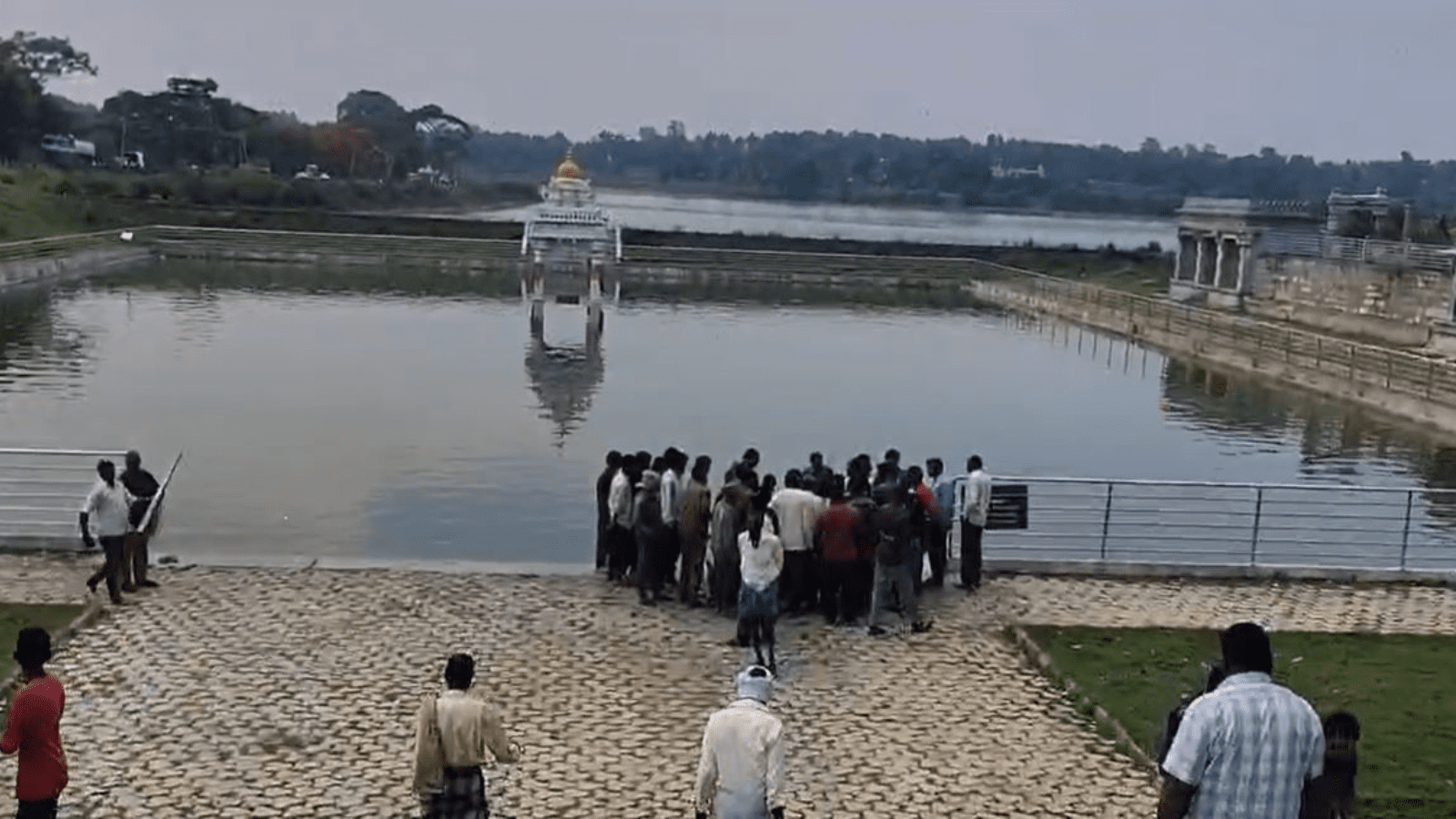 ಮದುವೆಯಾಗಲು ಯುವತಿ ಸಿಗದಿದ್ದಕ್ಕೆ ಮನನೊಂದು ಯುವಕ ಆತ್ಮಹ*ತ್ಯೆ