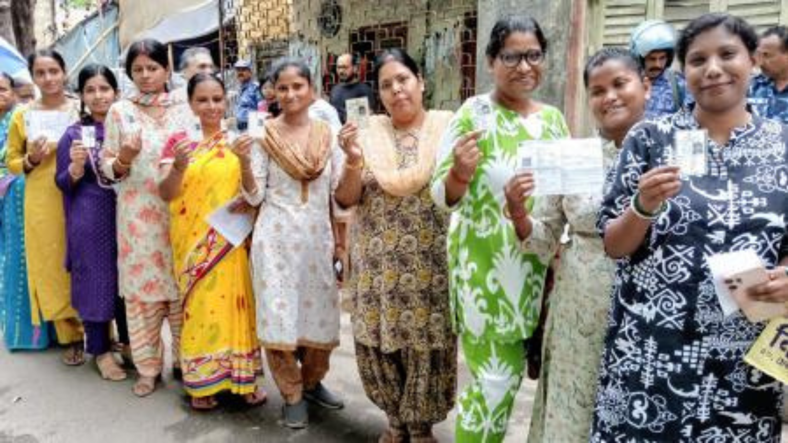 ಪಶ್ಚಿಮ ಬಂಗಾಳದಲ್ಲಿ ಅತ್ಯಧಿಕ ಮತದಾನ: ಹೊಸ ದಾಖಲೆ