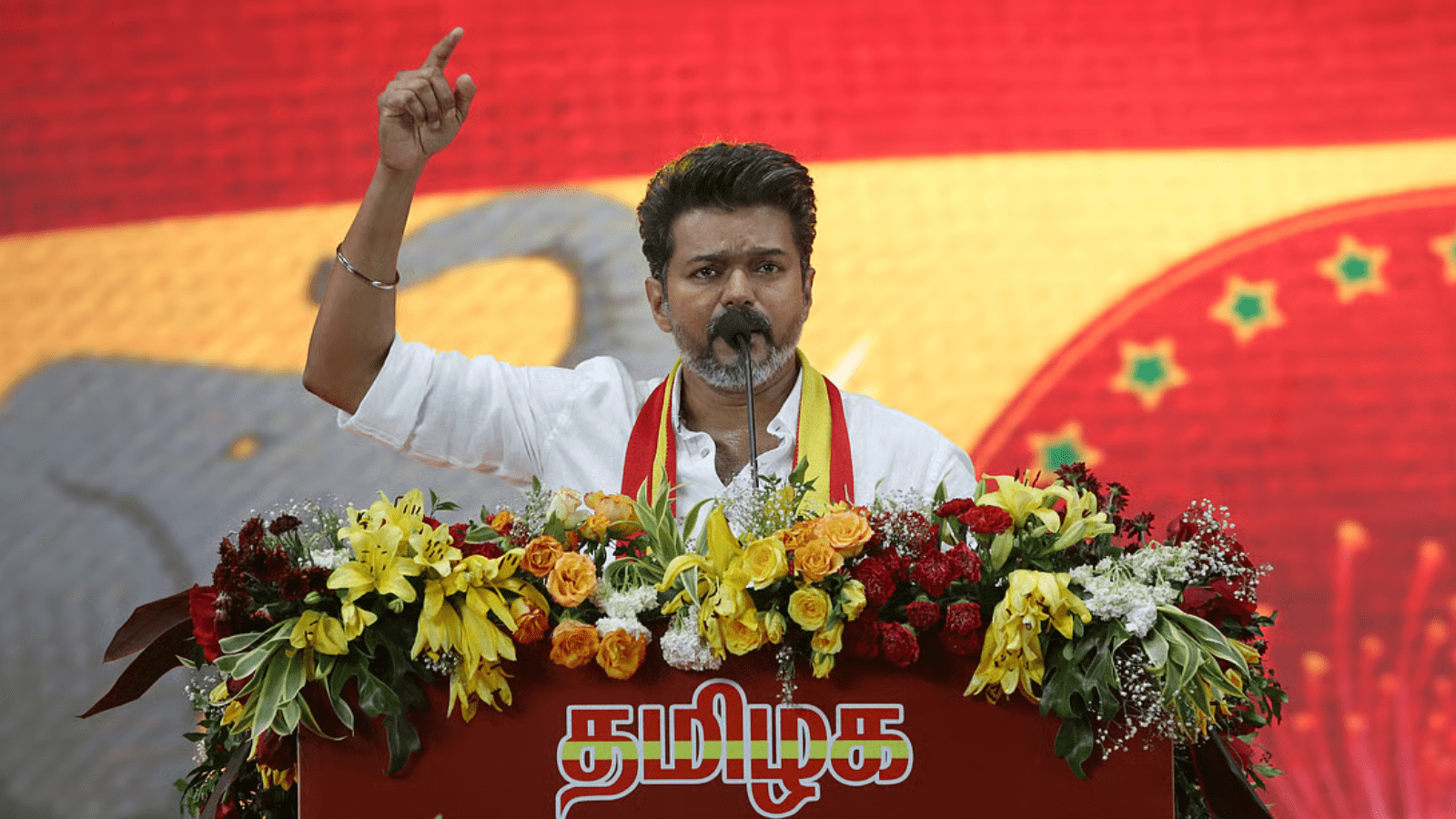 ತಮಿಳುನಾಡು ಚುನಾವಣೆಗೂ ಮುನ್ನವೇ ಆಪರೇಷನ್ ಭೀತಿ..!: ಟಿವಿಕೆ ಅಭ್ಯರ್ಥಿಗಳಿಗೆ ವಿಜಯ್ ಎಚ್ಚರಿಕೆ