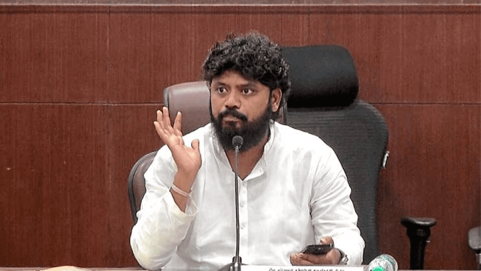 ʻನಾವು ಕೇಳಿದ್ದು ದಾಖಲೆ ಮಾತ್ರʼ : ಬಿಜೆಪಿ ನಾಯಕರಿಗೆ ಪ್ರದೀಪ್ ಈಶ್ವರ್ ತಿರುಗೇಟು