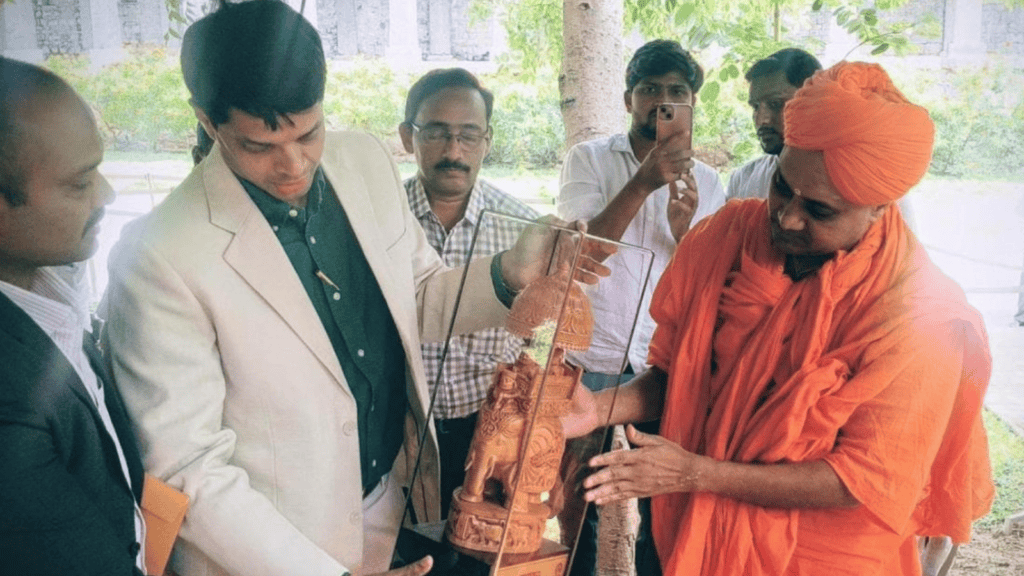 ಸರ್ಕಾರ (8)